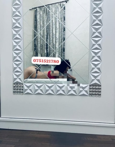 Escortă 60 ani – Experiență și Eleganță la Park Lake
