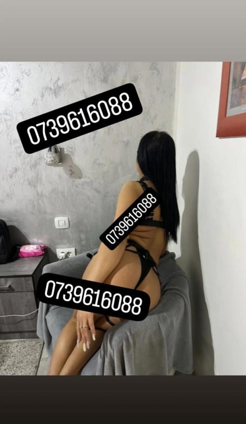 Escortă Ebony pentru Plăceri Intense în Alba Iulia