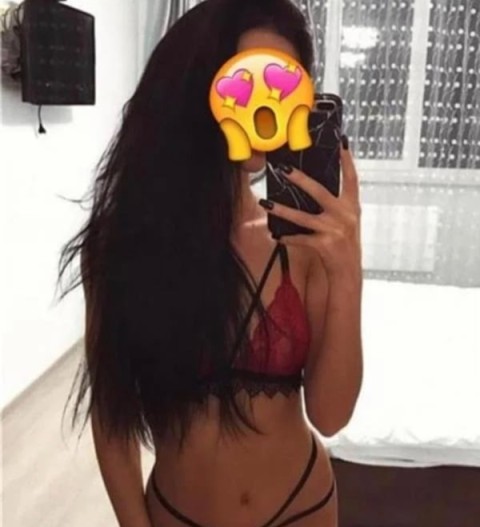 Escortă Latină Nouă în Bușteni