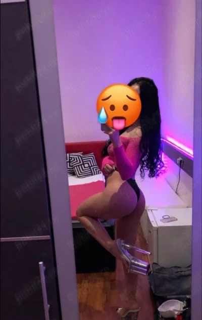 Întâlniri cu Escorta Femei Mature în Călimănești · escortă femei mature